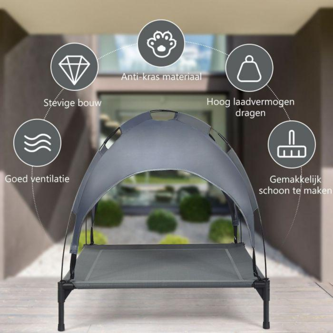 Honden ligbed met zonnedak